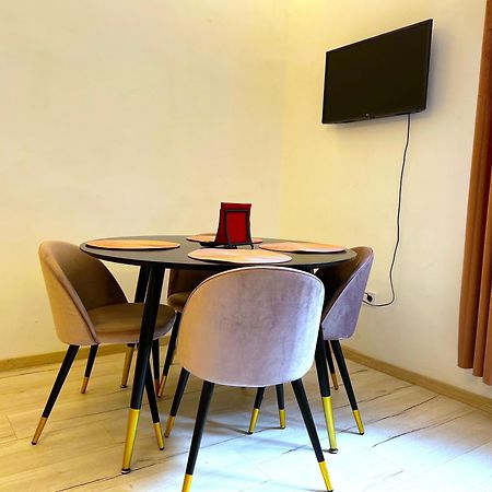 N24 Apartments By Small Home בודפשט מראה חיצוני תמונה
