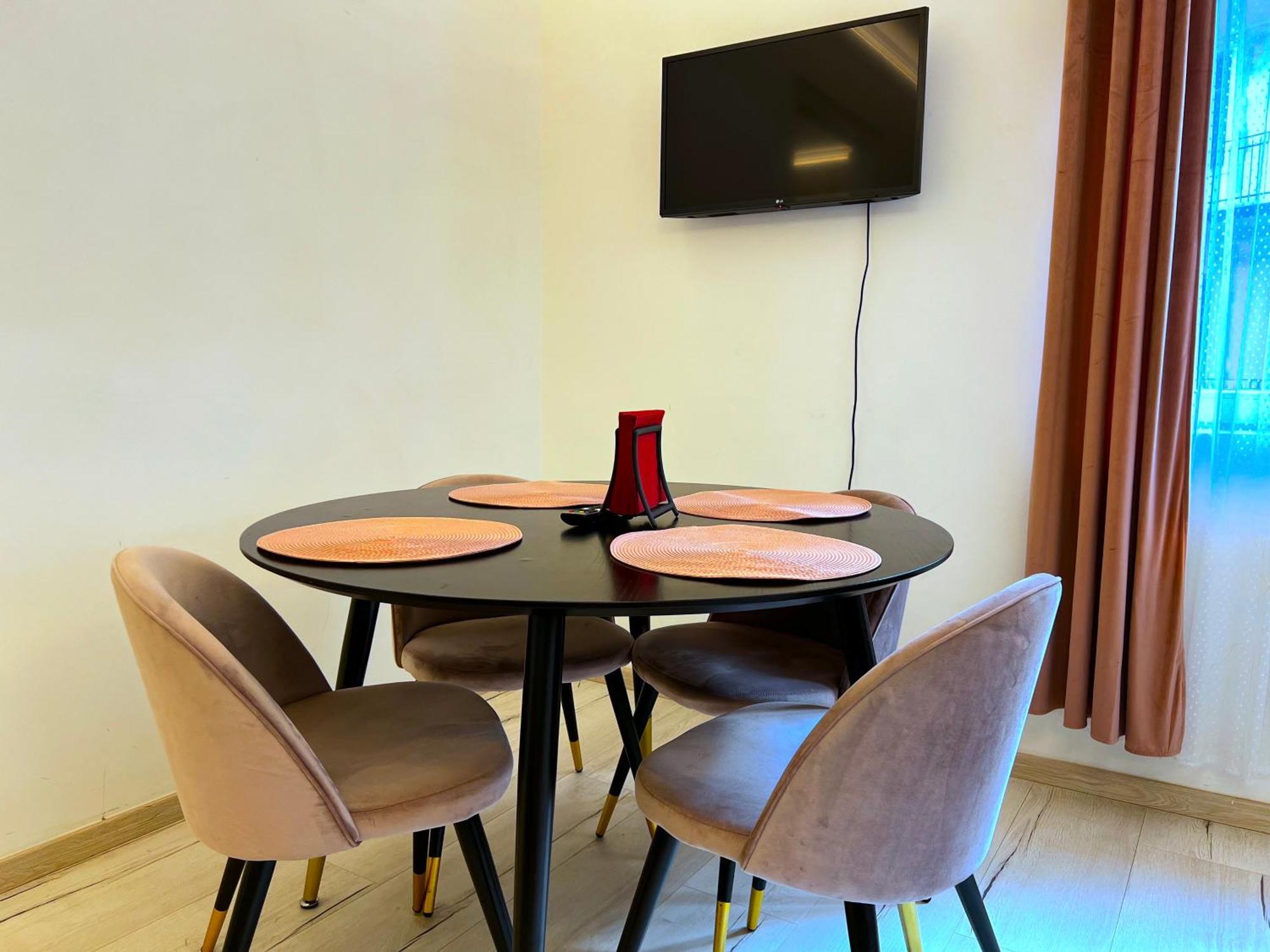 N24 Apartments By Small Home בודפשט מראה חיצוני תמונה